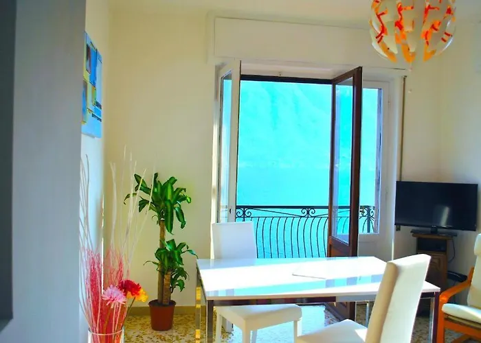 דירה Belvedere - With Balcony View